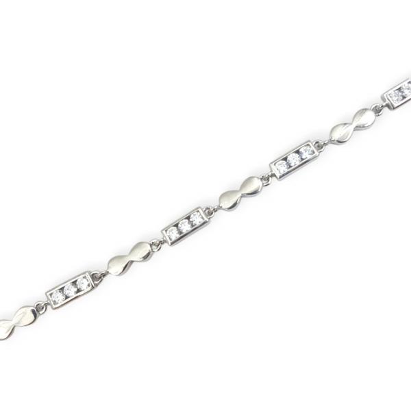 925 Sterling Silver Bracelet for Ladies with Beautiful Design